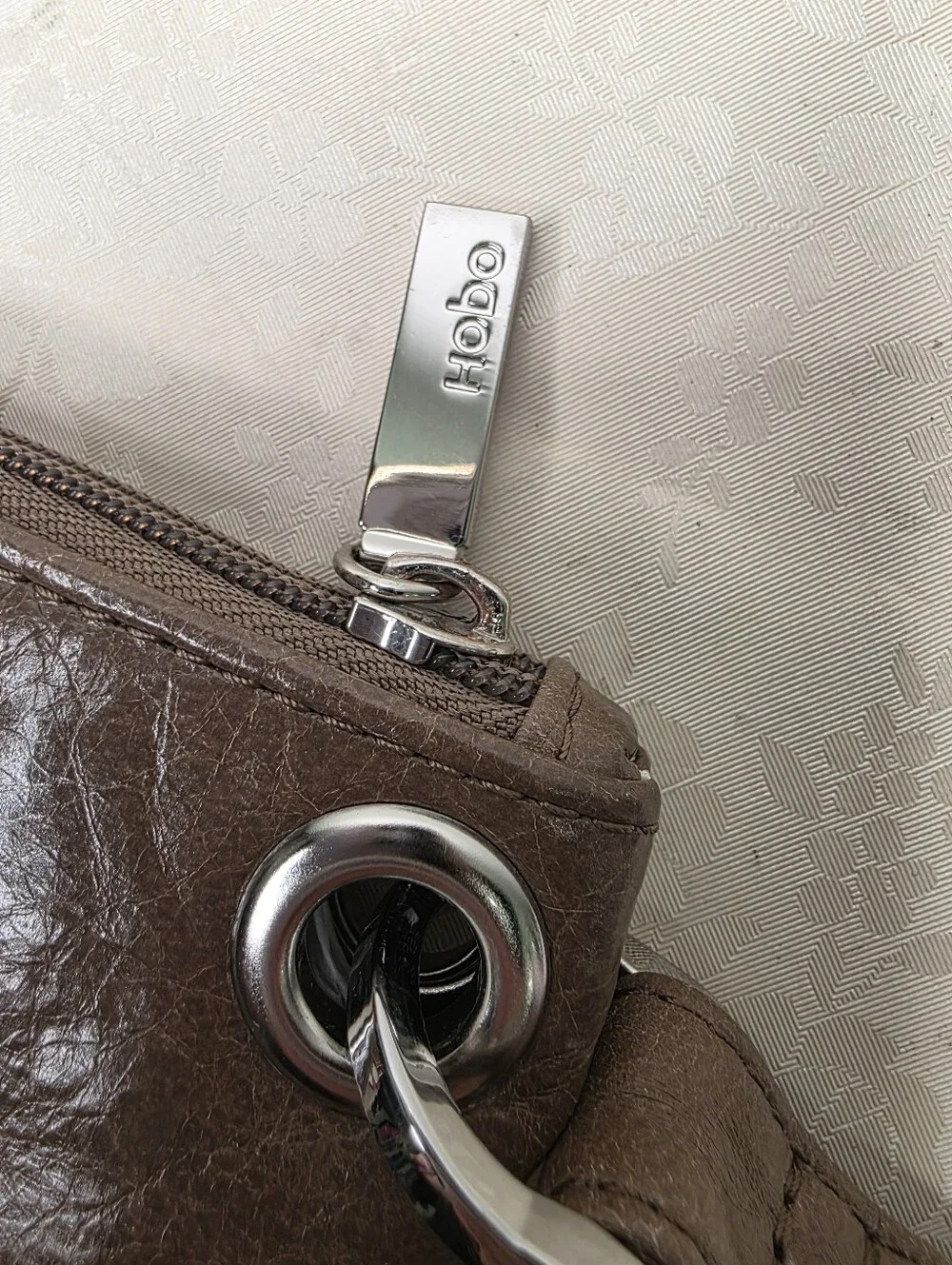 HOBO International Brown Leather Large Wristlet Pouch Wallet Zip Organizer